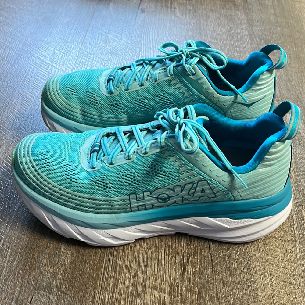HOKA Bondi 6 Running Shoes